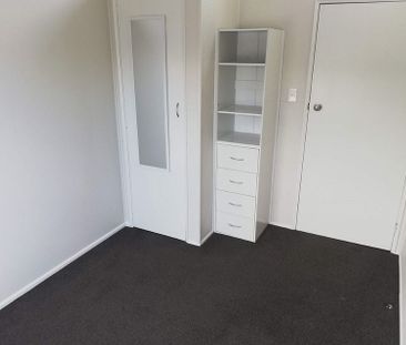 3 Bedroom (+ Study). Renovated & fully fenced - Photo 1