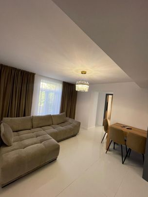 Apartament 3 camere, 100 mp, 2 parcare, zona Ultracentrala - Photo 1
