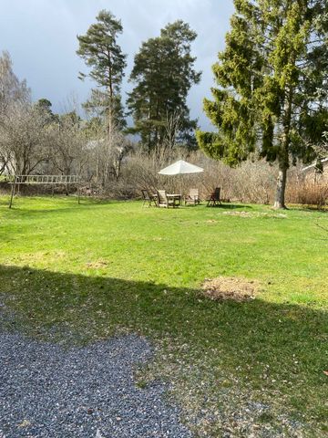 Kyrkvägen, Vedevåg Lindesberg - Photo 3