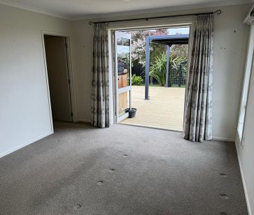 Spacious Family Living with Extras - Te Kauwhata - Photo 1