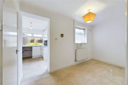 3 bedroom terraced house to rent - Photo 2