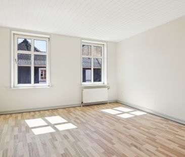 Dejlig og rummelig 4-værelses lejlighed - Foto 6