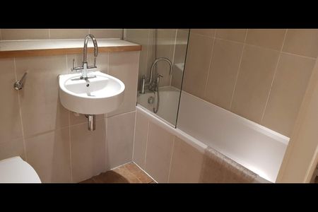 1 Bed Flat, St. Martins Gate, B2 - Photo 5