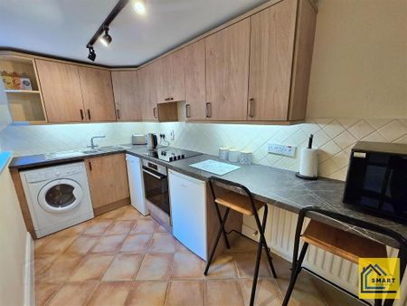 Apt 2, 1 Sandown Park, Belfast, BT5 6JP - Photo 4