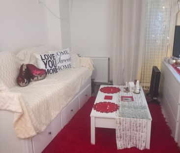 Studio/Γκαρσονιέρα για ενοικίαση - Πατήσια, - Photo 2