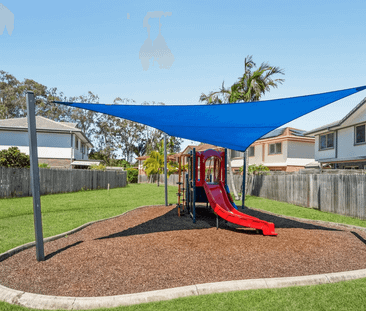 Modern 2-Bedroom Townhouse - Photo 2