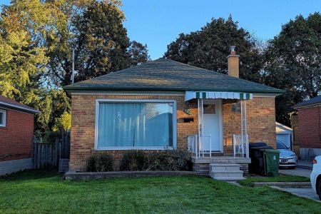 For Lease - 43 Tansley Avenue Unit# Main floor, Toronto, Ontario - Photo 4