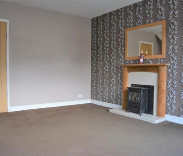 2 bedroom terraced house to rent - Photo 3