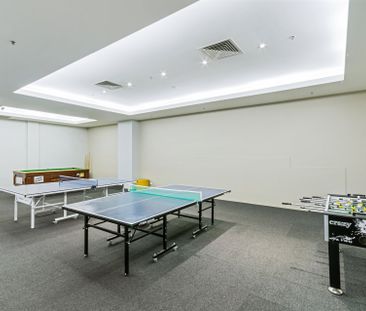 ONE BEDROOM FURNISHED APARTMENT - Photo 2