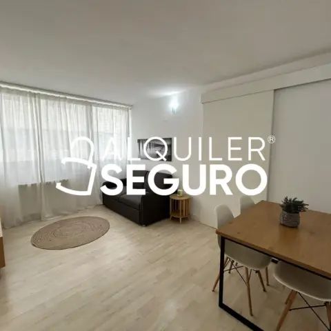Piso en alquiler en Villa de Vallecas - Photo 1
