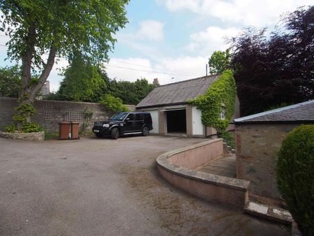 5 bedroom detached house to rent - Photo 5