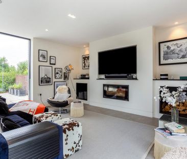 4 bedroom detached house to rent - Photo 2