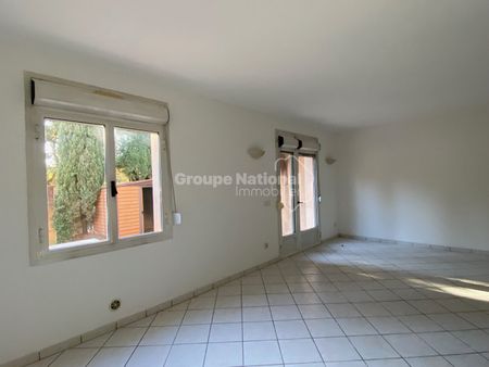 Maison mitoyenne T3 secteur ORANGE SUD avec Cour et stationnement, - Photo 4