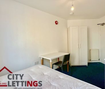 4 Bedroom Flat - Photo 1