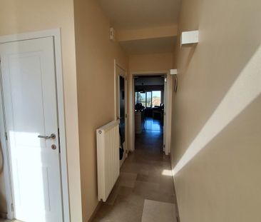 Woning in centrum Dilbeek met 2 slaapkamers en tuin - Photo 1