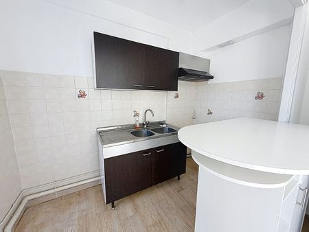 Appartement Avignon T1bis, balcon dans résidence sécurisée, - Photo 5