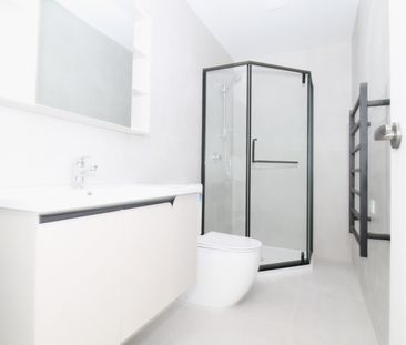 7B Spears Place, Botany Downs, Auckland - Photo 6