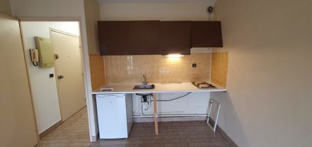 Location Appartement 2 pièces 37m² MONTPELLIER 34090 - Photo 2