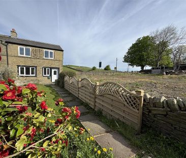 2 bedroom terraced house to rent - Photo 3
