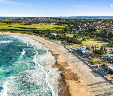 A Contemporary Beachside Townhouse - 250m to the Surf! - Photo 2