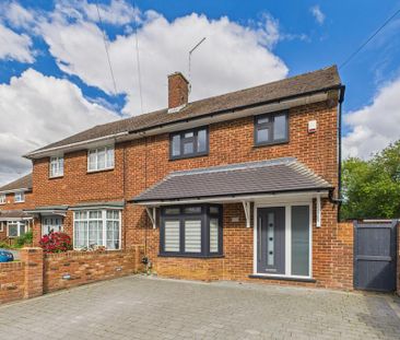 3 bedroom semi-detached house to rent - Photo 1