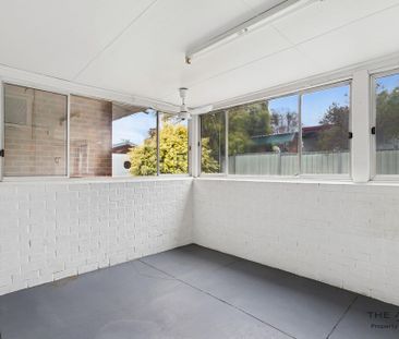 Spacious Character Home with Self-Contained Flat & Workshop - Photo 1