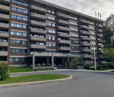 Condo 3 ½ à louer, 826p.ca – Saint-Lambert | Hydro inclus | Station... - Photo 3