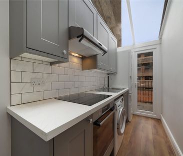 Church Street, EN2, Enfield - Photo 1
