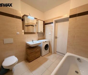 Nabízíme k pronájmu byt 1+kk s balkonem a parkingem v projektu Rajs... - Photo 5