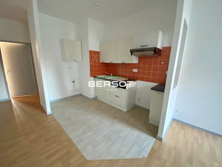 Appartement T2 bis rénové au centre ville de Vesoul - Photo 4