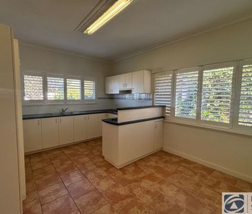 29 Paramatta Road, 6018, Doubleview Wa - Photo 5