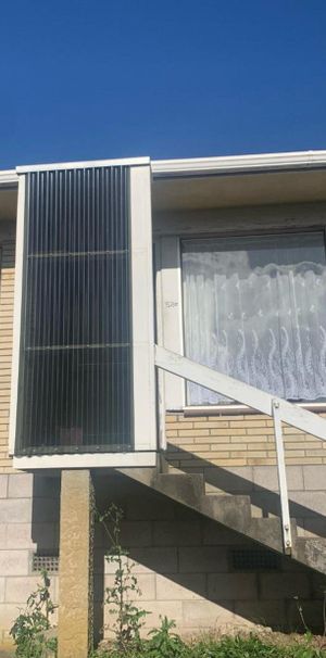 Low maintenance in a great location - Photo 1