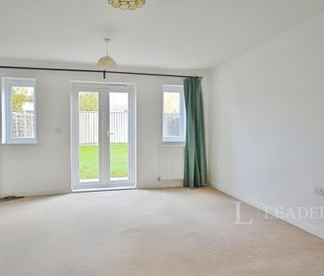 2 bedroom semi-detached house to rent - Photo 6