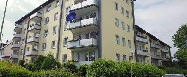 Sehr schöne 3-Zimmer-Wohnung mit Balkon und Aufzug - Photo 1