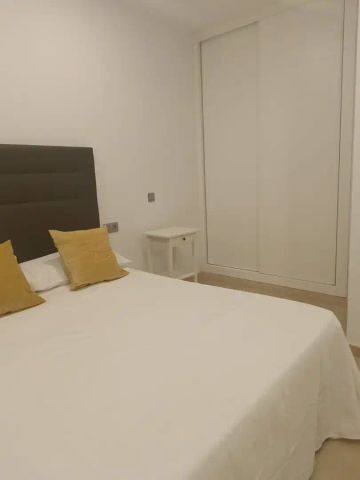 Piso de alquiler en Calle la Merced, La Merced - Foto 3