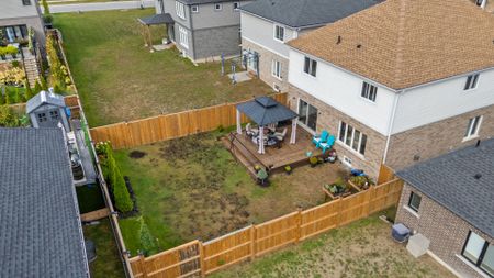 For Lease - 3593 CAROLINIA Court, Fort Erie, Ontario - Photo 4