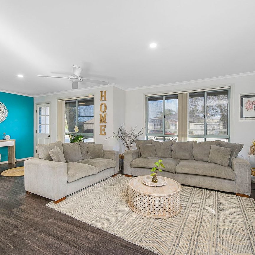 34 Greenmeadows Drive, Port Macquarie NSW 2444 - House For Rent | Domain - Photo 1