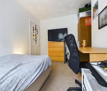 4 bedroom house to rent - Photo 3