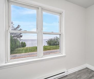 For Lease - 16 Ontoro Boulevard, Ajax, Ontario - Photo 4