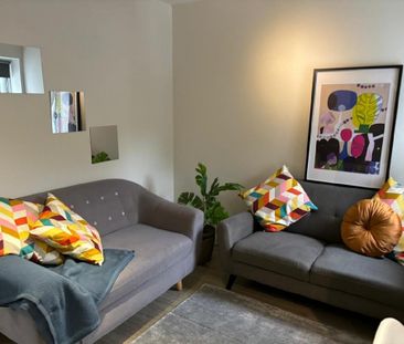 5 bedroom flat to rent - Photo 1