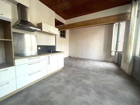 Location Appartement 3 pièces 65m² - Photo 4