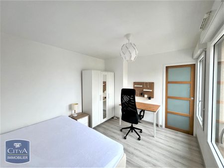 Location Appartement 2 pièces 45m² LILLE 59000 - Photo 4
