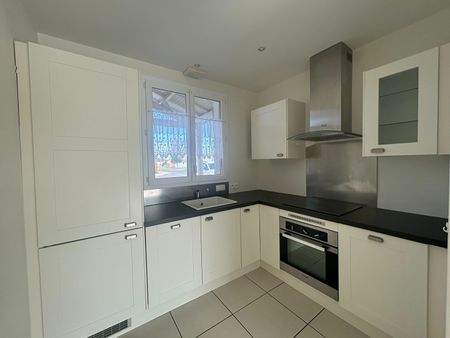 Location Maison 2 pièces 72m² - Photo 5