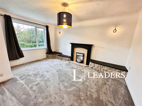 3 bedroom house to rent Monsal Grove, ST1 - Photo 1