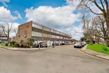 4 bedroom townhouse to rent - Photo 2