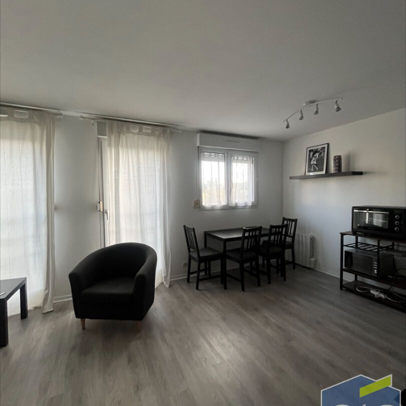 Location Appartement 1 pièce 30m² - Photo 1