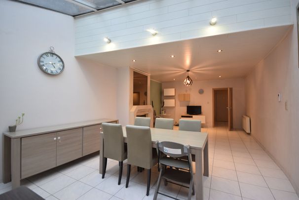 Charmante instapklare woning met stadstuin en twee slaapkamers - Photo 1