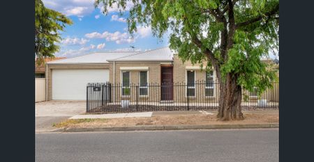 Modern Family Comfort - Photo 2