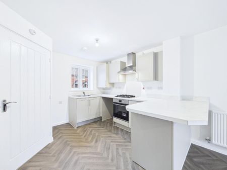 2 bedroom semi-detached house to rent - Photo 5