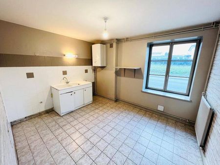 Appartement 5 pièces - 71000 Varennes-lès-Mâcon - Photo 3